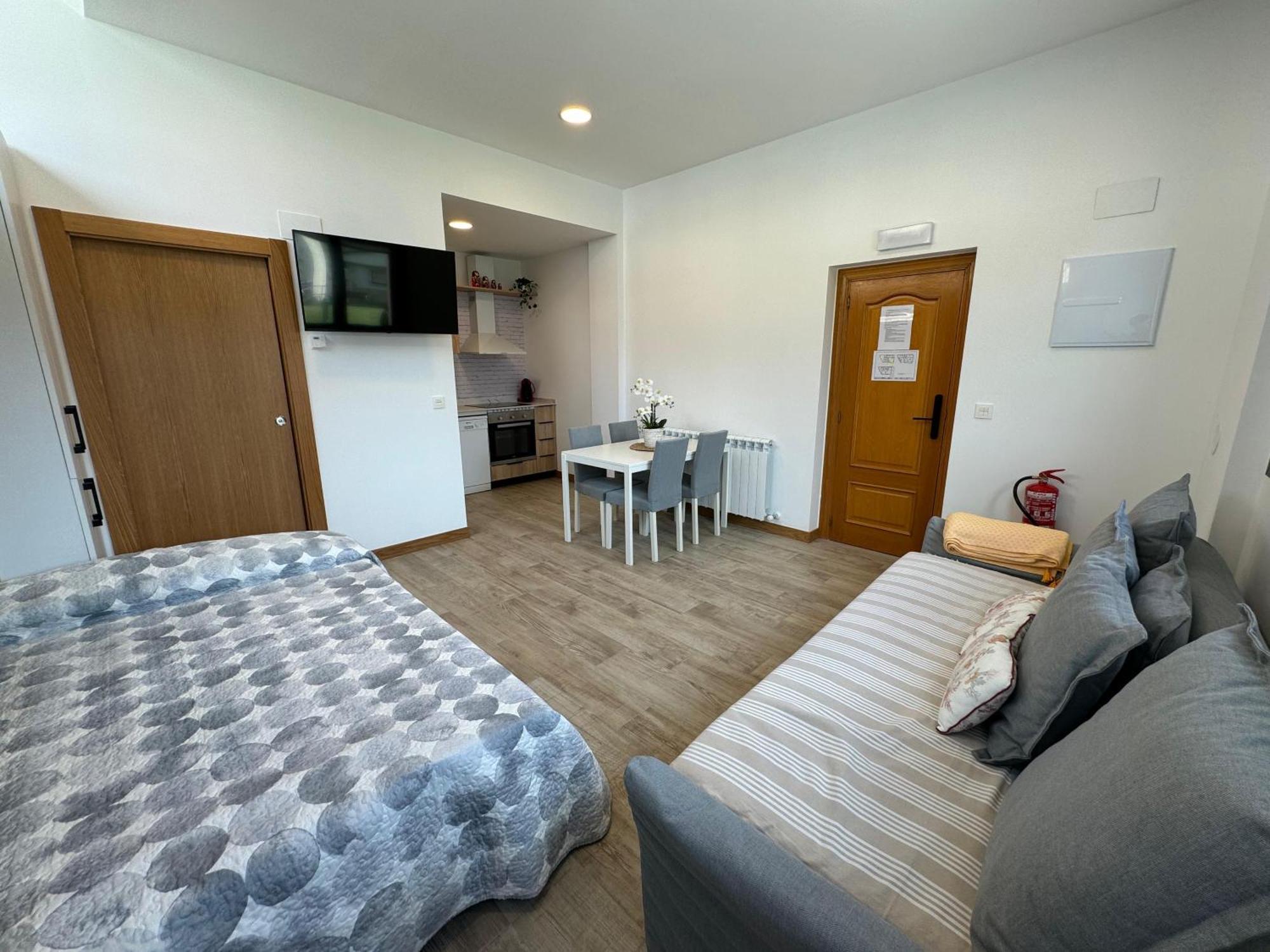 Apartamentos Montejurra Ayegui Exterior foto